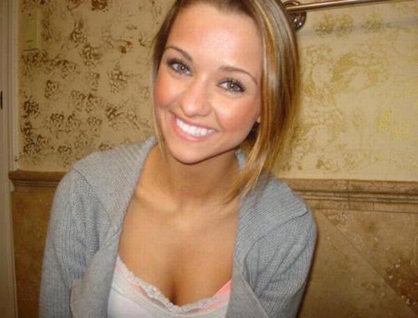 Girls with Beautiful Smiles (32 pics)