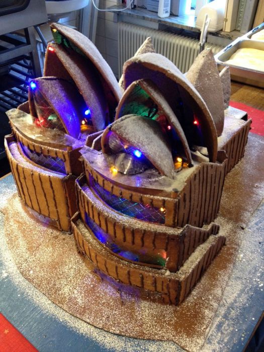 Gingerbread Sydney Opera House (9 pics)