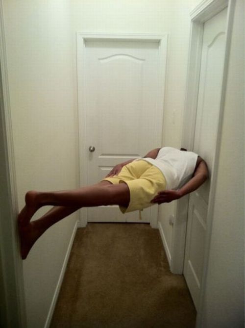 The Most Extreme Planking Moments 38 Pics