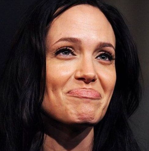 Funny Faces of Angelina Jolie (79 pics)