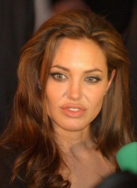 Funny Faces of Angelina Jolie (79 pics)