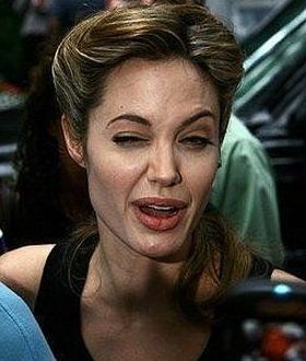 Funny Faces of Angelina Jolie (79 pics)