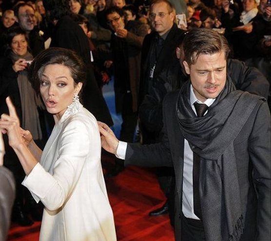 Funny Faces of Angelina Jolie (79 pics)