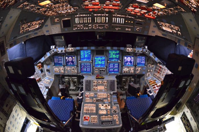 Inside Shuttle Atlantis (12 pics)