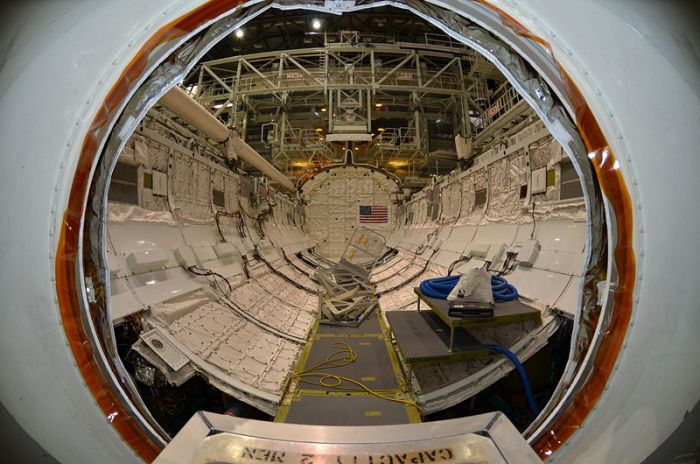 Inside Shuttle Atlantis (12 pics)
