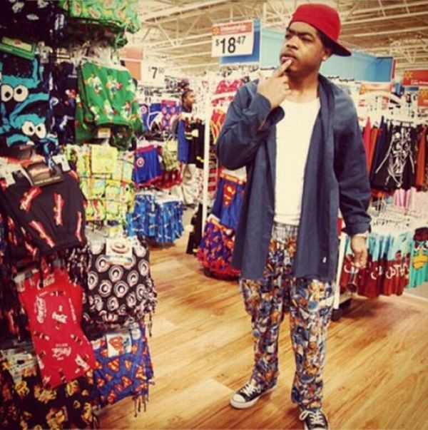 Rappers Doing Normal Sh!t (30 pics) Rappers Doing Normal Sh!t (30 pics)