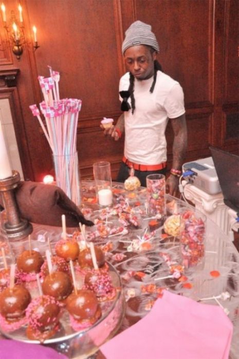Rappers Doing Normal Sh!t (30 pics) Rappers Doing Normal Sh!t (30 pics)
