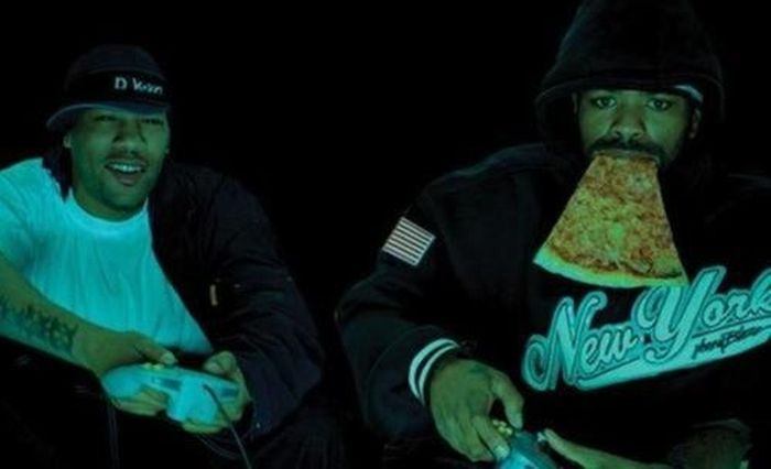 Rappers Doing Normal Sh!t (30 pics) Rappers Doing Normal Sh!t (30 pics)