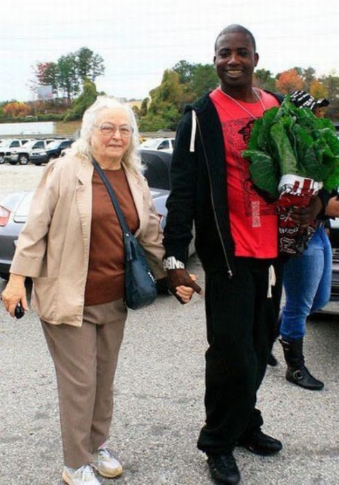 Rappers Doing Normal Sh!t (30 pics) Rappers Doing Normal Sh!t (30 pics)