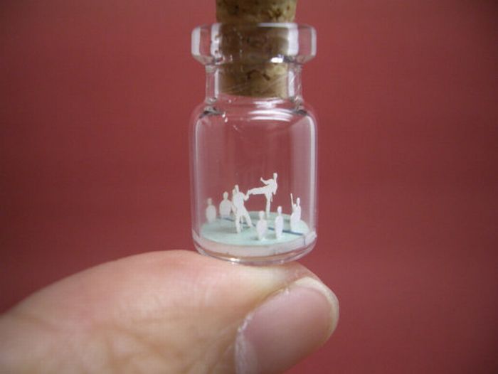 Tiny World In A Bottle (27 pics)