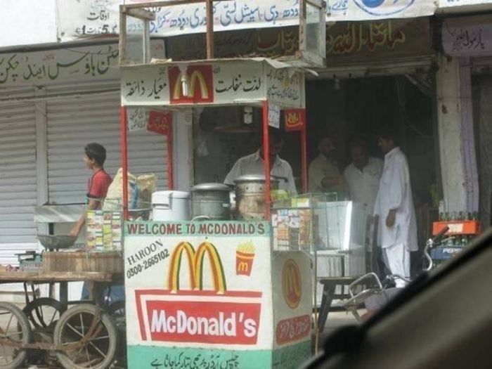 McDonalds Ripoffs Around the Globe (25 pics)