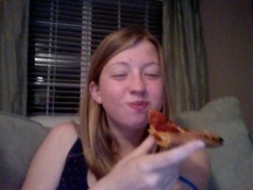 Eating Pizza With Dogs (6 pics)