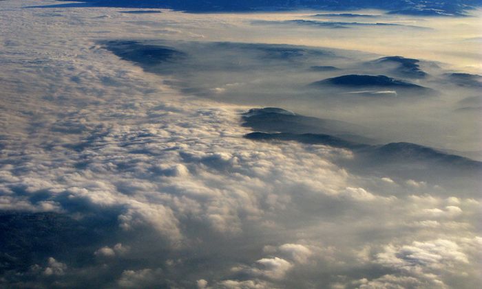 Beautiful Photographs of Clouds (39 pics)