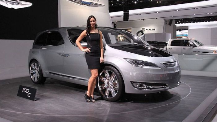 Girls of 2012 Detroit Auto Show (54 pics)