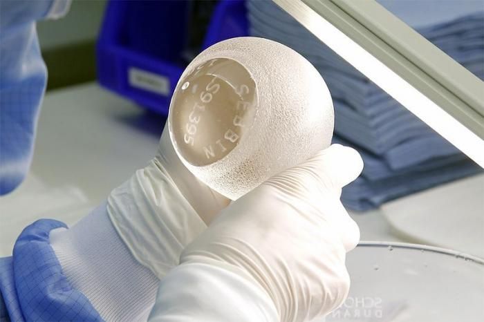 Breast Implants Production (14 pics)