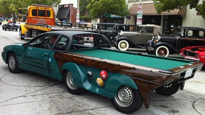 Amazing Pool Table Car (5 pics)