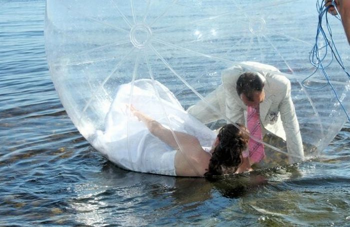 Unusual Wedding Pictures (18 pics)