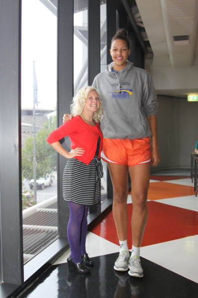 The Tallest Girls of the World. Part 2 (50 pics)