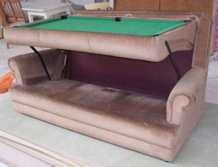 Old Couch with a Snooker Table Hidden Inside (8 pics)