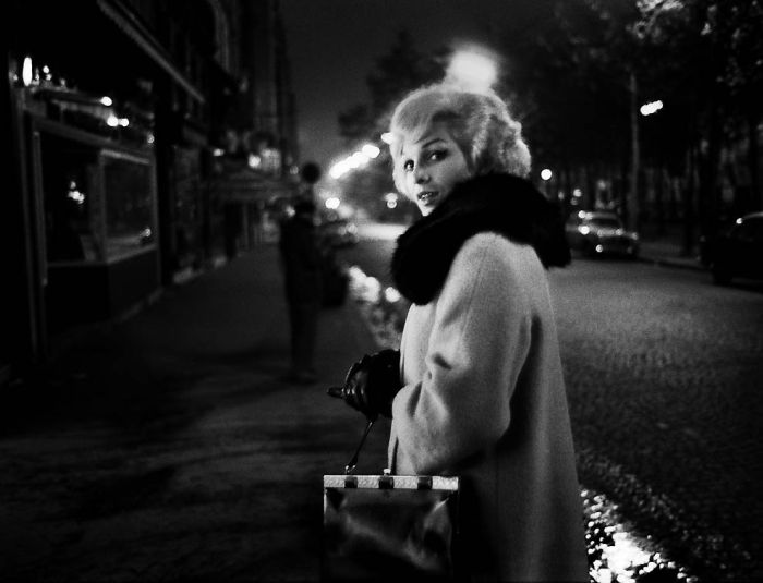 Paris Night Life in the 1950's (21 pics)