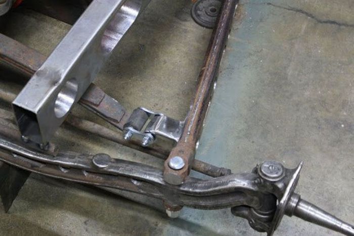 Building a Unique Car (46 pics)