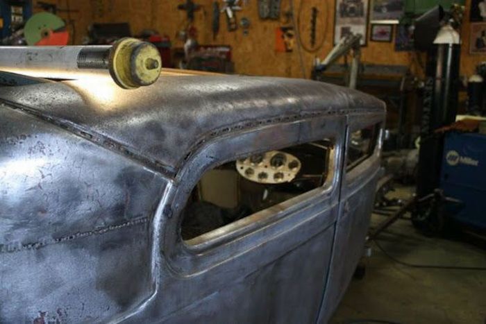 Building a Unique Car (46 pics)