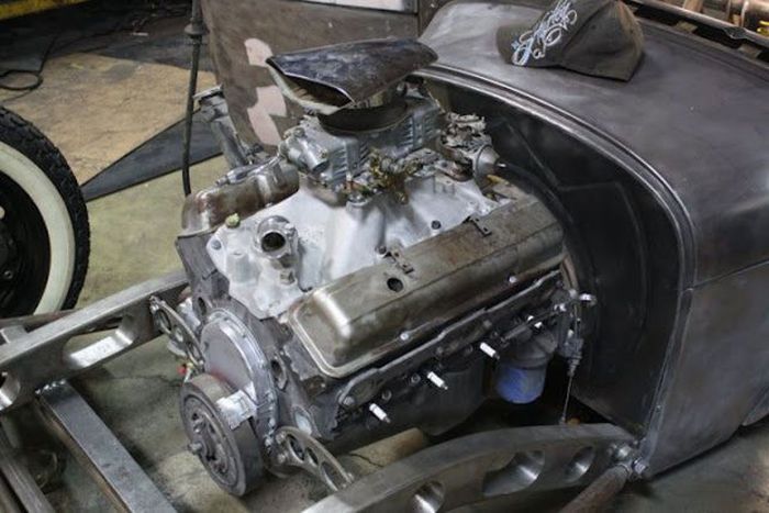 Building a Unique Car (46 pics)