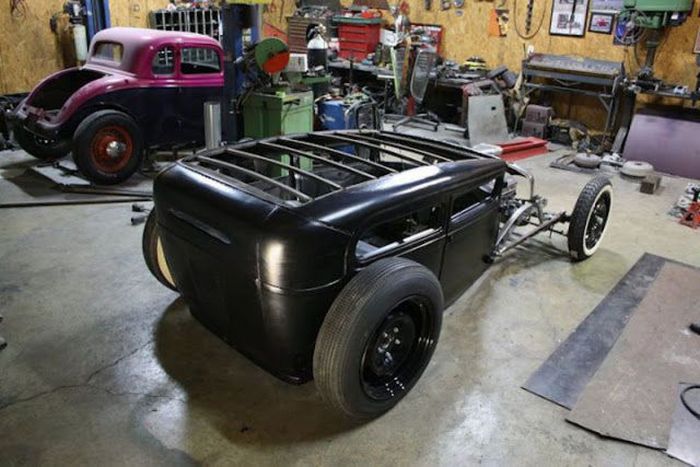 Building a Unique Car (46 pics)