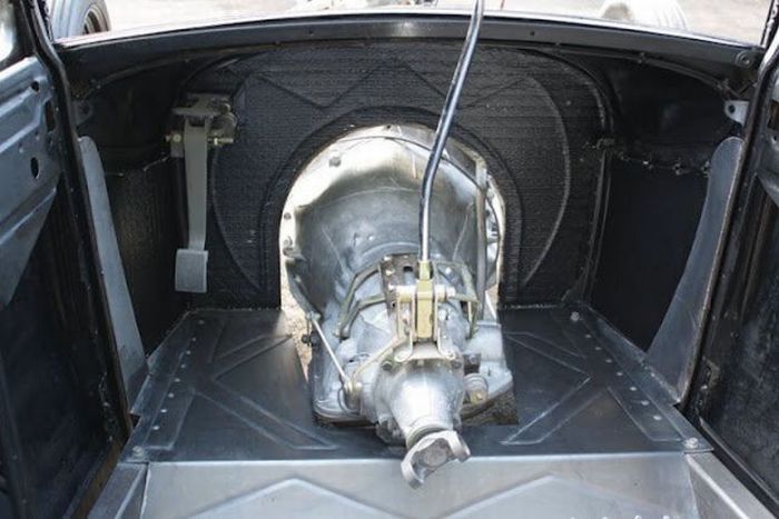 Building a Unique Car (46 pics)
