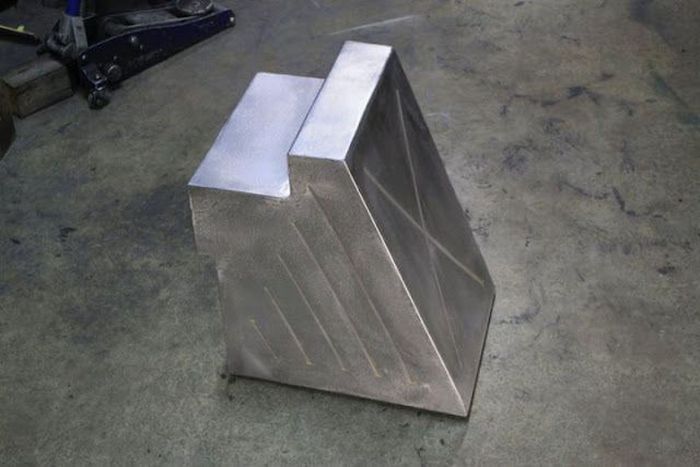 Building a Unique Car (46 pics)