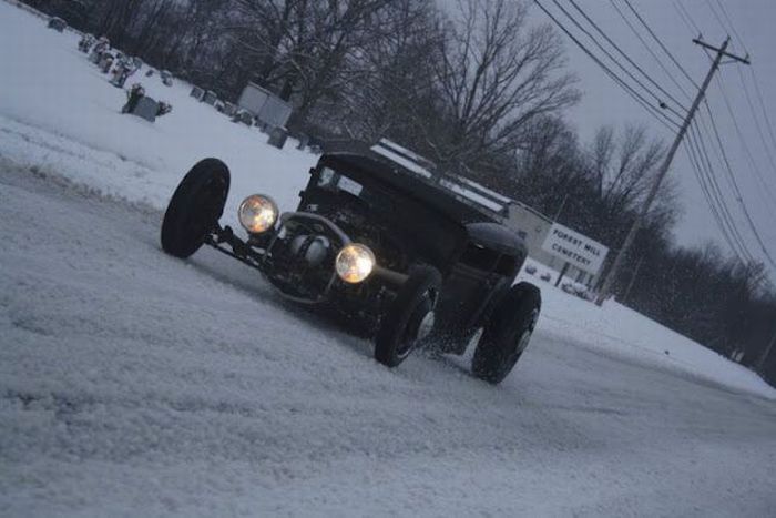Building a Unique Car (46 pics)