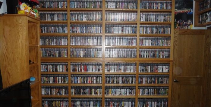 This Collection Has All 1,850 PlayStation 2 Games (6 pics)