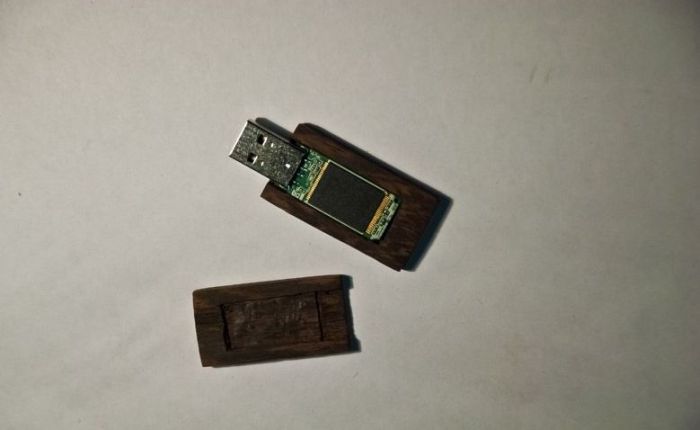 DIY Wooden USB Stick (21 pics)