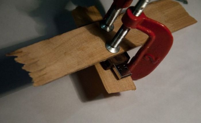 DIY Wooden USB Stick (21 pics)