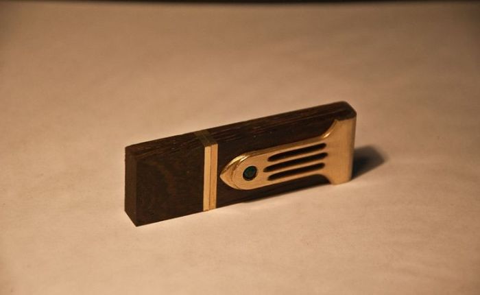 DIY Wooden USB Stick (21 pics)