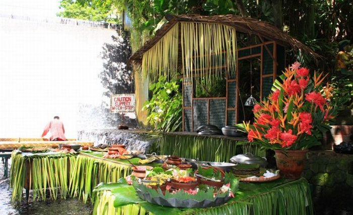 Waterfalls Restaurant in Villa Escudero, Philippines (12 pics + video)