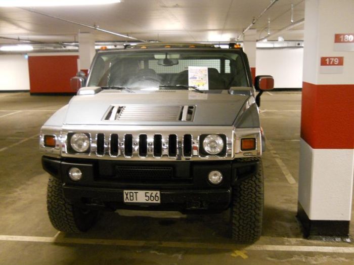 How to Troll Hummer H2 Driver (3 pics)