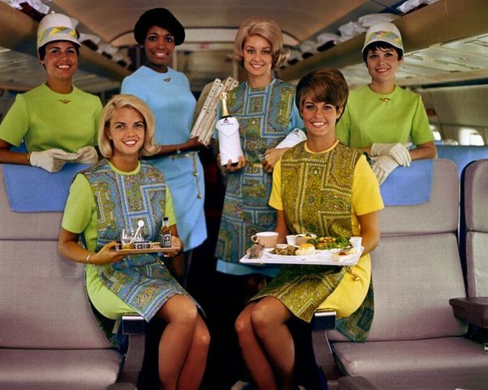 Stewardesses From All Over the World (34 pics)