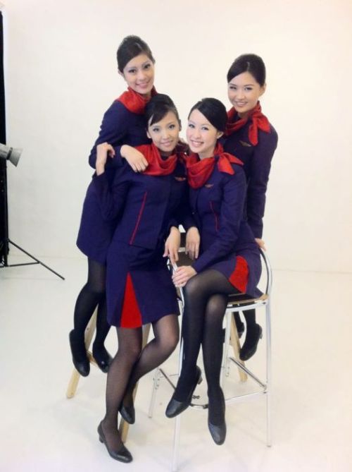 Stewardesses From All Over the World (34 pics)