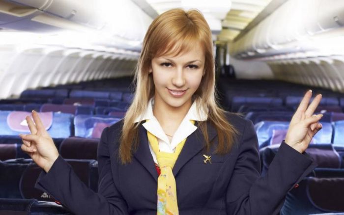 Stewardesses From All Over the World (34 pics)