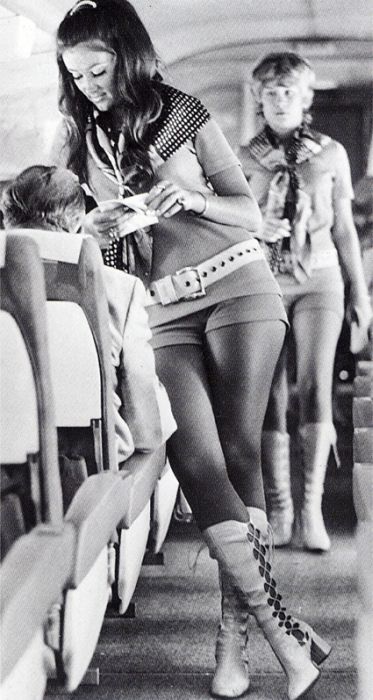 Stewardesses From All Over the World (34 pics)