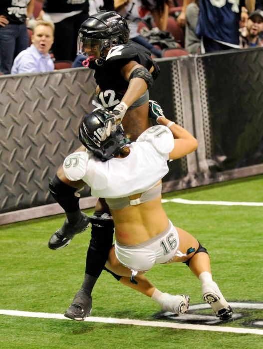 Lingerie Bowl 2012 (14 pics)