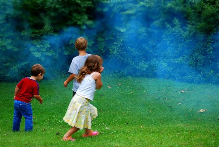 Children Playing (32 pics)