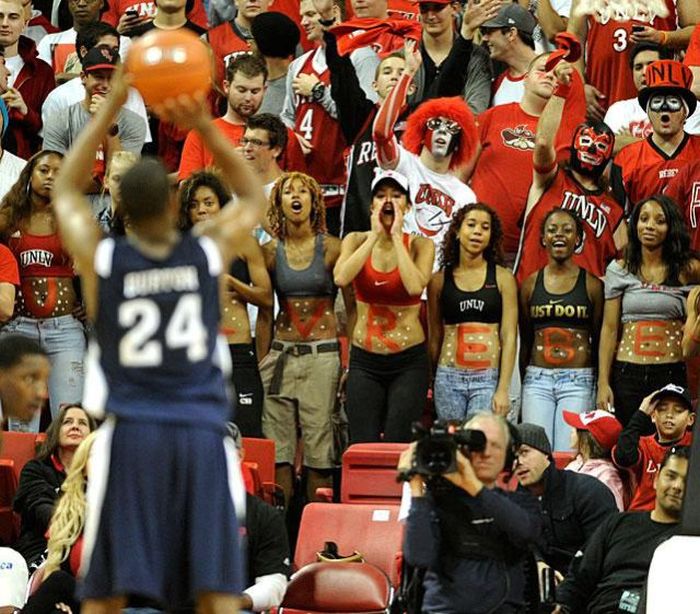 Hilarious Basketball Fans 30 Pics