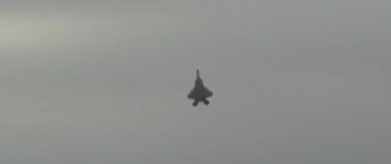 Amazing F-22 Raptor Take-Off