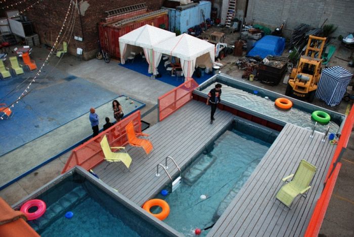 Dumpster Swimming Pools (13 pics)