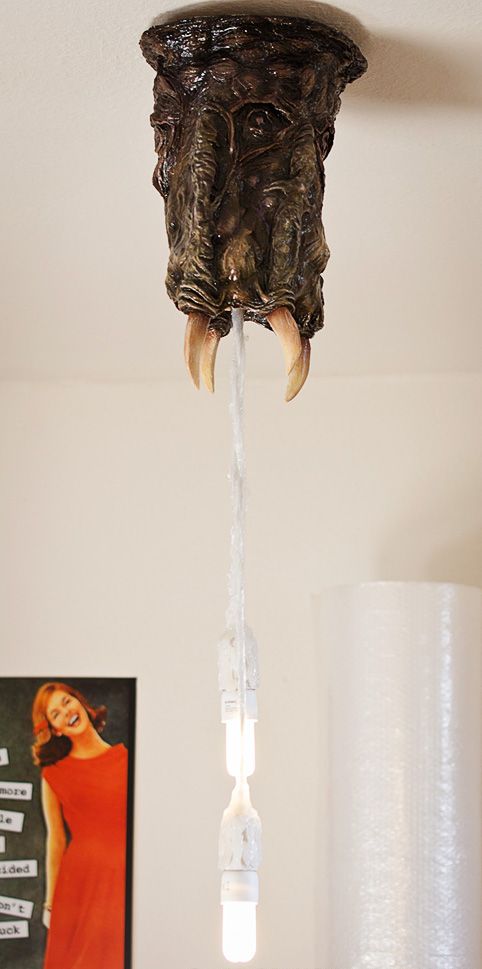 Half-Life Barnacle Ceiling Lamp (7 pics)