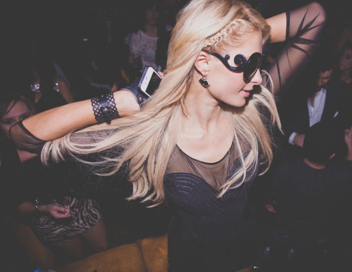 Paris Hilton Twitpics (40 pics)