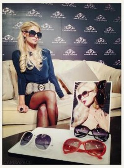 Paris Hilton Twitpics (40 pics)