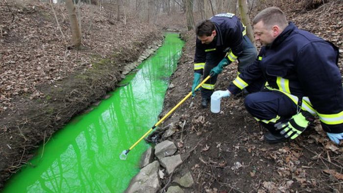 Green River in Goettingen, Germany (6 pics)